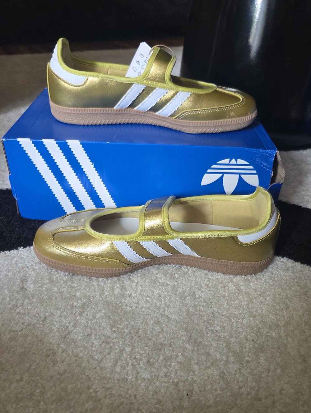 ADIDAS GOLD SAMBA JANE SNEAKER/SHOE - Picture 2 of 9